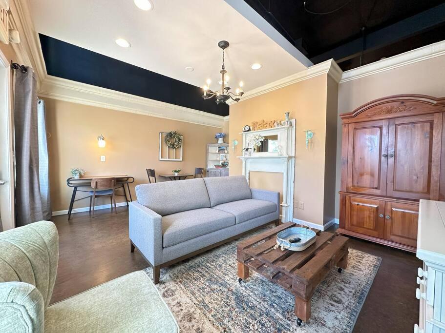 Haven At Hazel~Downtown Loft Apartment Demorest Ngoại thất bức ảnh